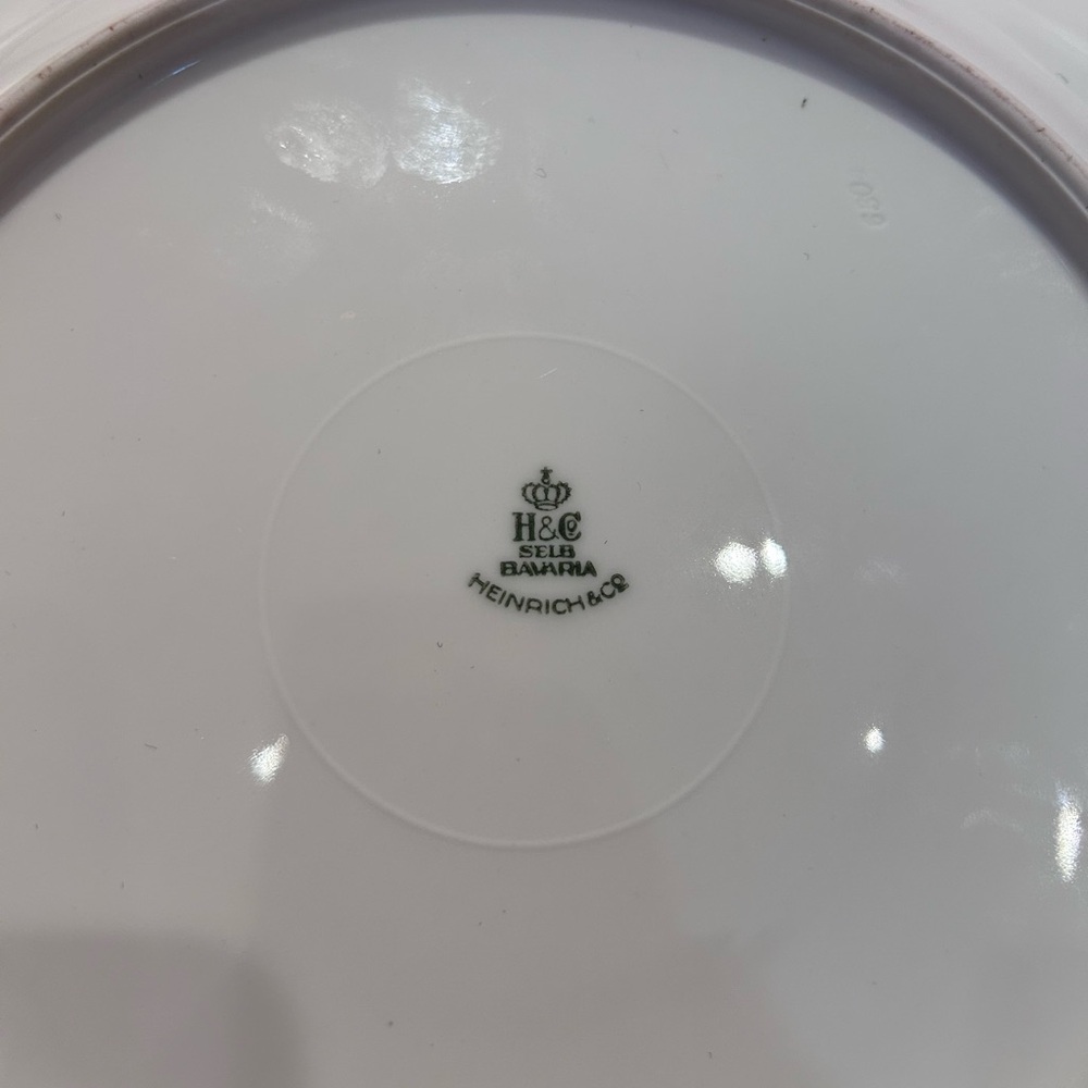 H & C Selb Bavaria Gold and White Floral Cabinet Plate - Picture 8 of 8
